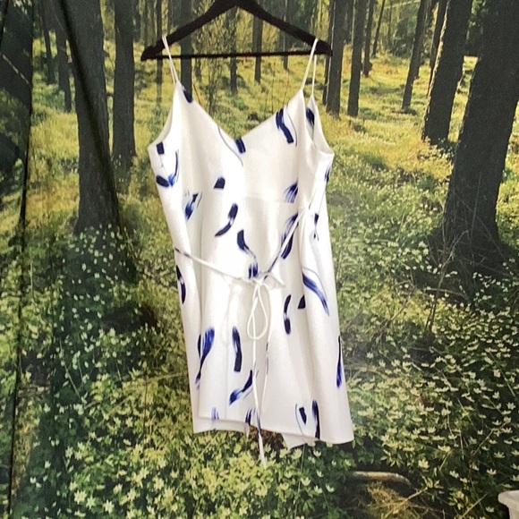 3/$30 Wrap dress by ASOS with geometric design NWT - Picture 2 of 8